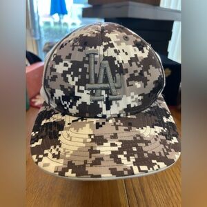 PACIFIC HEADWEAR Style 408 LA Camo Cap, Sz MD